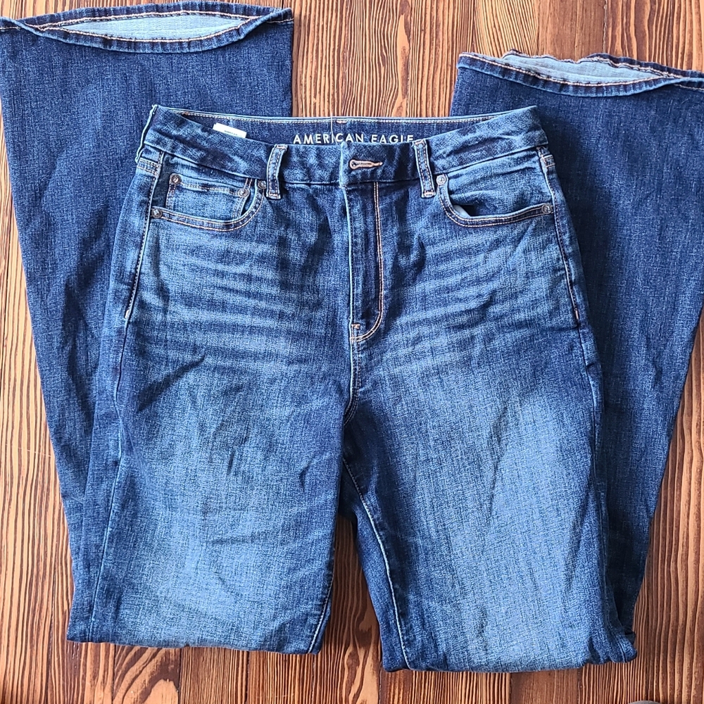 NWOT American Eagle High Waisted Flare Jean size 8 Long